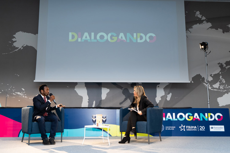 dialogando-fguma-02-ousman-umar