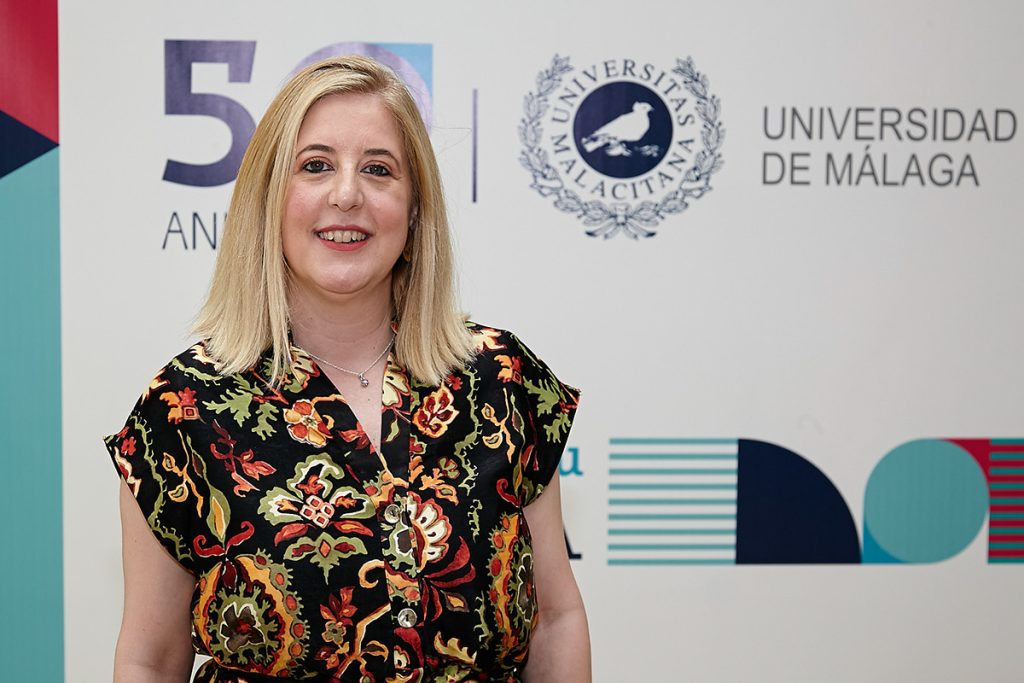 Ana Cabello García, directora del curso "Imaginación y poesía en el siglo XXI. Rafael Pérez Estrada" y gerente de la Fundación Rafael Pérez Estrada