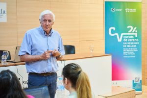 Conferencia de Luis Beato Fernández “¿Qué hacer cuando las pacientes se quedan atrapadas en un TCA? Prevención terciaria”