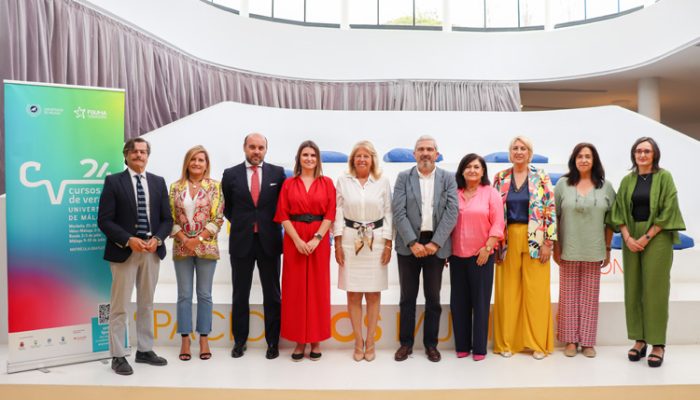 Foto de familia de la presentación de los Cursos de Verano de la UMA 2024 en Marbella